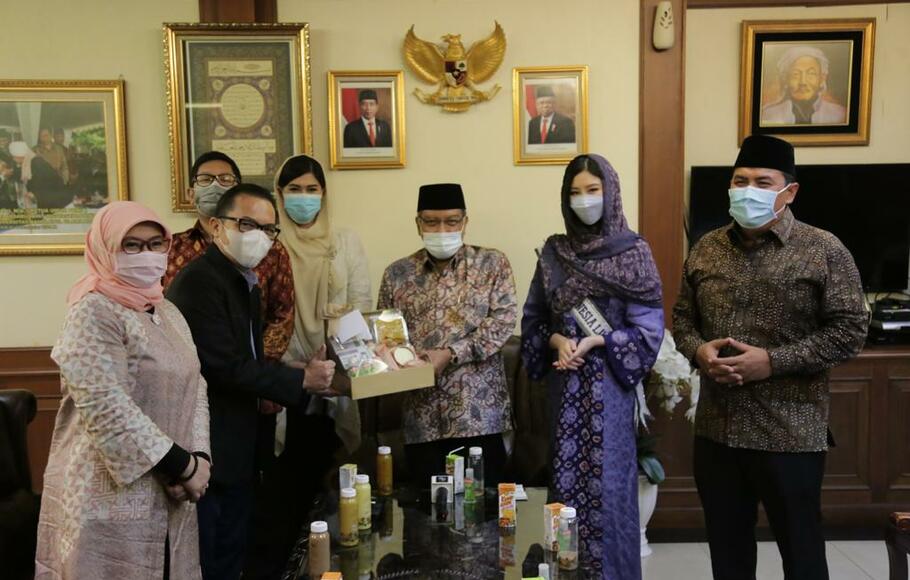 Pengurus Besar Nahdlatul Ulama (PBNU) bersama Mustika Ratu menggelar acara  Bincang Kesehatan Menyambut Bulan Suci Ramadan 1442 H di Balroom PBNU, Jakarta Pusat.