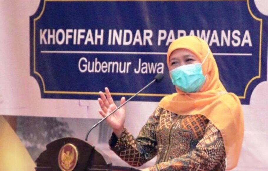 Gubernur Jawa Timur Khofifah Indar Parawansa.  
