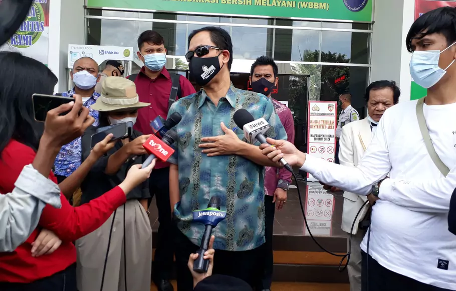 Munarman saat mengawal sidang Rizieq Syihab di Pengadilan Negeri (PN) Jakarta Timur, beberapa waktu lalu.
