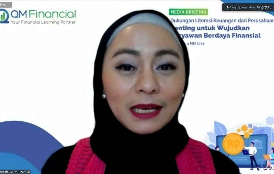 
Lead Financial Trainer QM Financial, Ligwina Hananto, di acara virtual media briefing QM Financial, Selasa, 4 Mei 2021.
