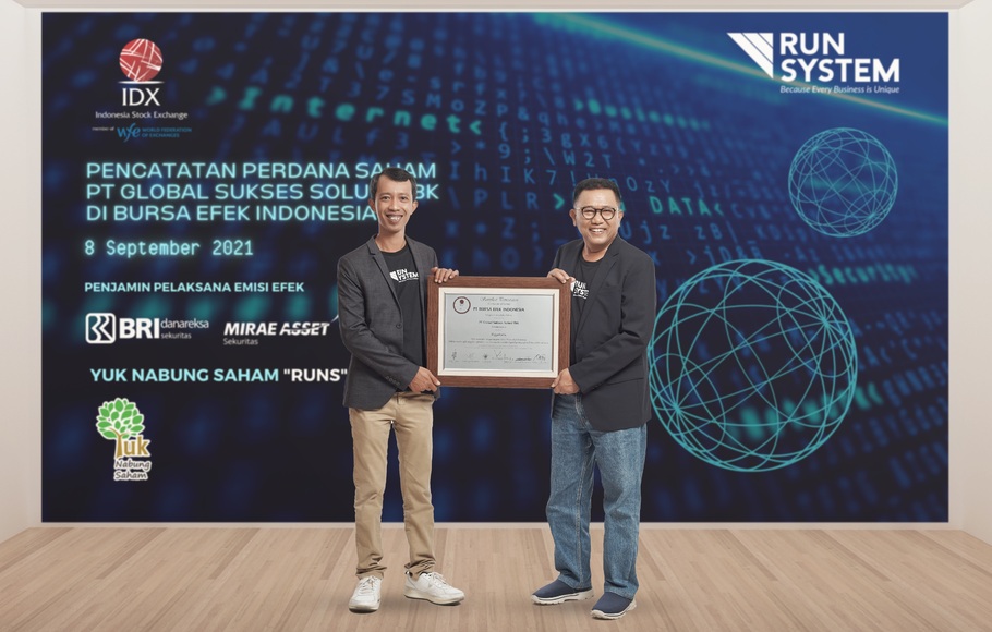 Emiten teknologi informasi PT Global Sukses Solusi Tbk (RUNS) resmi melantai di Bursa Efek Indonesia, Rabu 8 September 2021.