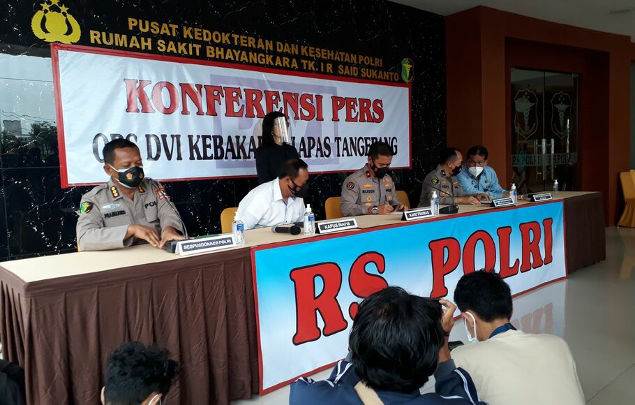 Tim DVI Polri telah mengidentifikasi tujuh jenazah korban kebakaran Lapas Tangerang, Selasa, 14 September 2021.
