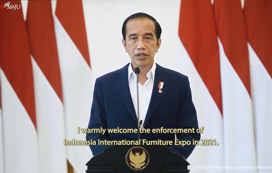 
Presiden Joko Widodo (Jokowi) menyampaikan sambutan dalam acara opening ceremony Indonesia International Furniture Expo (IFEX) Virtual Showroom 2021, Senin, 20 September 2021.