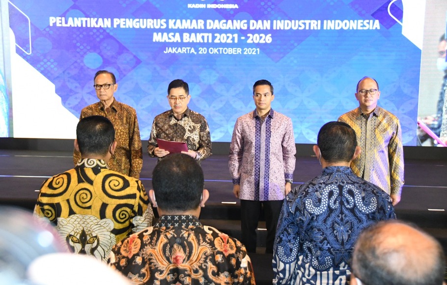 Pelantikan pengurus Kadin Indonesia 2021-2026.