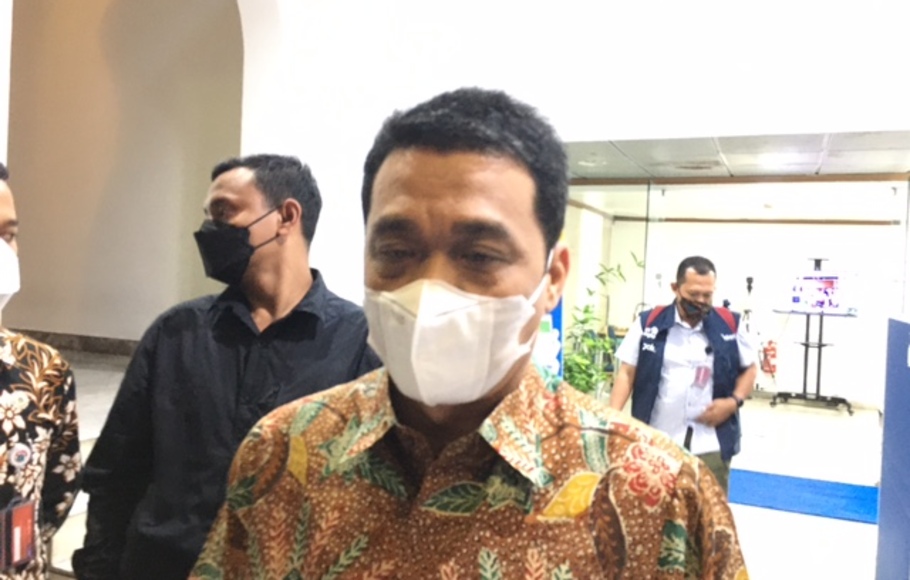 Wakil Gubernur DKI Jakarta Ahmad Riza Patria di Balai Kota, Jumat, 22 Oktober 2021. 