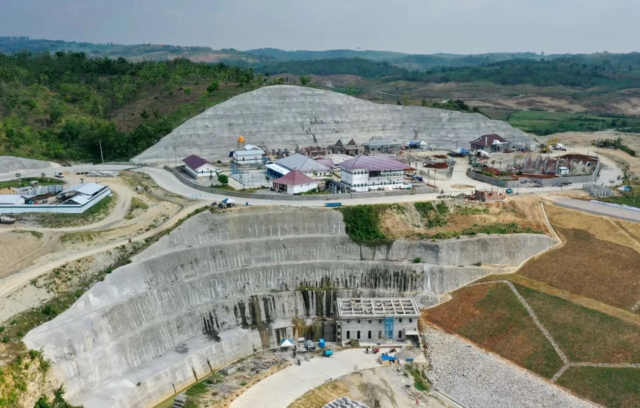 Pembangunan Bendungan Randugunting yang berada di Desa Kalinanana Kecamatan Japah, Kabupaten Blora, Jawa Tengah.