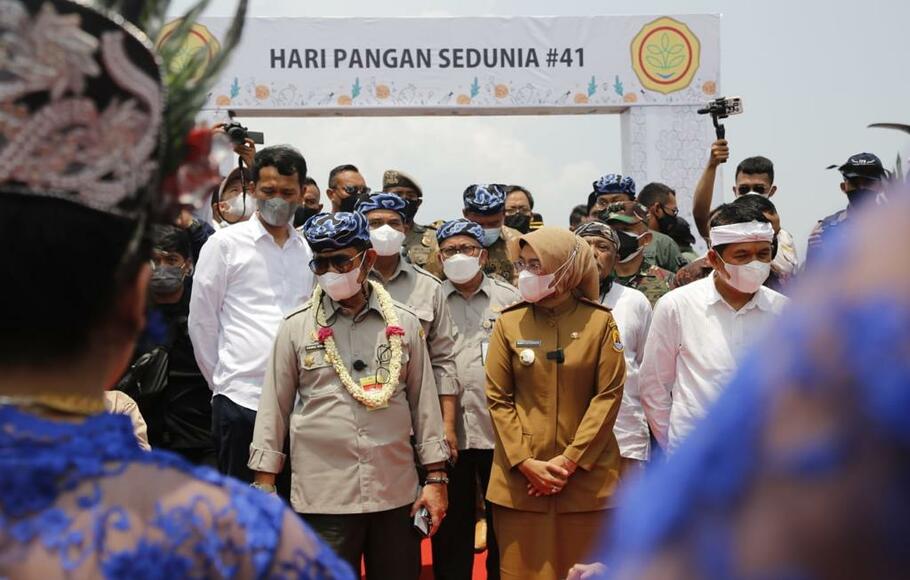 Menteri Pertanian Syahrul Yasin Limpo pada peringatan Hari Pangan Sedunia (HPS) ke- 41 di Desa Jagapura Wetan, Kecamatan Gegesik, Kabupaten Cirebon, Jawa Barat, Senin 25 Oktober 2021.