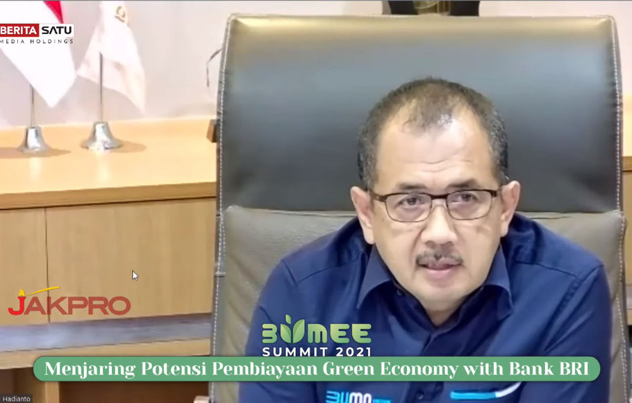 Direktur Utama PT Bukit Asam Tbk Suryo Eko Hadianto saat webinar Bumee Summit 2021 yang diadakan BeritaSatu, Rabu (27/10/2021). Pada sesi kedua diskusi panel tersebut mengangkat tema Menjaring Potensi Pembiayaan Green Economy with Bank BRI.