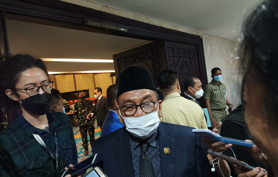 Penasihat DPD Partai Gerindra DKI Jakarta M Taufik di Gedung DPRD DKI Jakarta, Senin, 15 November 2021.



