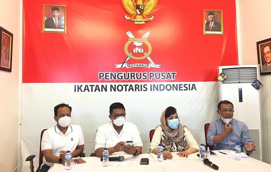 Konferensi pers PP Ikatan Notaris Indonesia (INI). Minggu, 21 November 2021.