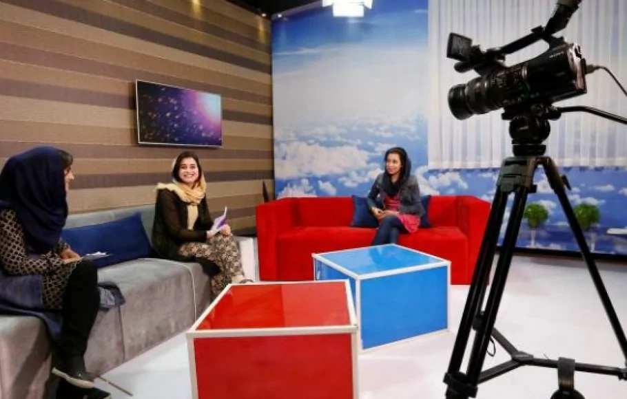 Salah satu produksi televisi di Afghanistan.