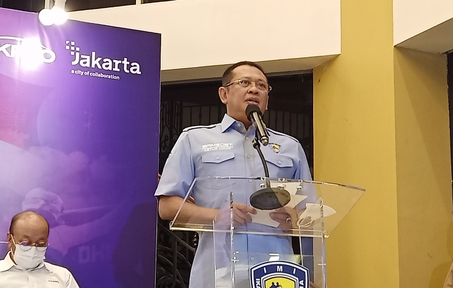 Ketua MPR yang juga Ketua IMI Bambang Soesatyo di acara konferensi pers terkait Formula E di gedung Blackstone, Jalan Proklamasi, Menteng, Jakarta Pusat, Rabu, 24 November  2021.
