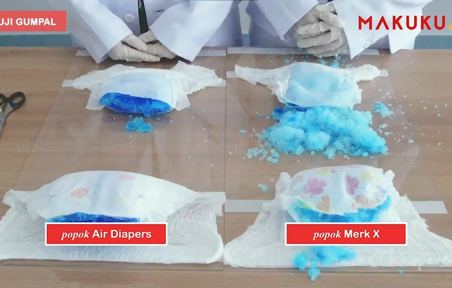 Hasil uji perbandingan popok yang tidak menggumpal dan menggunakan bahan 100% super absorbent polymer (SAP) dengan popok lain. 