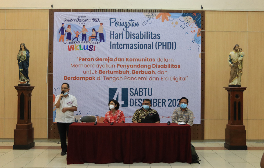 Paroki Katedral Bogor menggelar acara misa syukur, sekaligus ramah tamah dan talk show dalam rangka memperingati Hari Disabilitas Internasional, di Bogor, Sabtu 4 Desember 2021. 