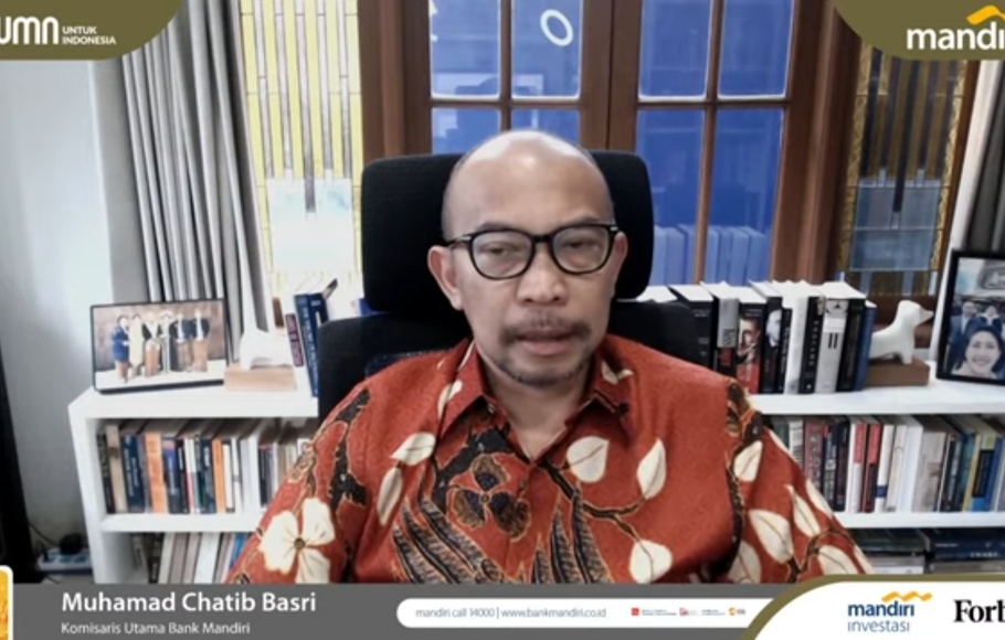 Ekonom Universitas Indonesia Chatib Basri dalam acara Mandiri Market Outlook 2022: Tax Amnesty Jilid 2, Selasa, 7 Desember 2021.