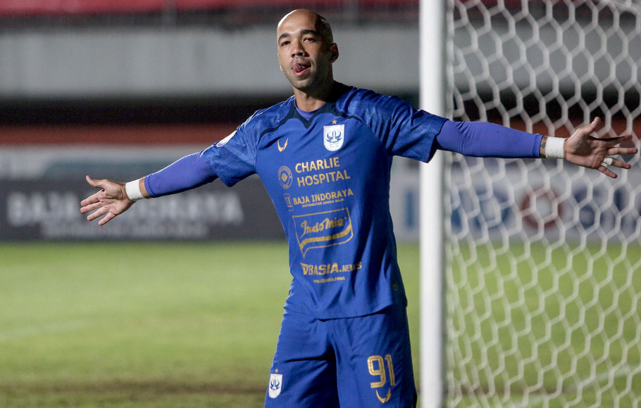 striker PSIS Semarang Bruno Silva.