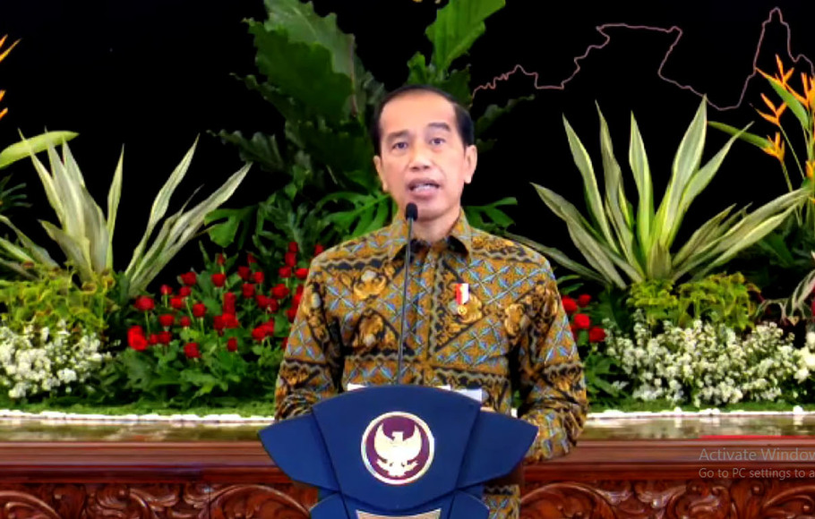 Presiden Jokowi memberikan sambutan pada peringatan HUT ke-49 PDIP, Senin, 10 Januari 2022.  