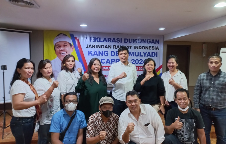 Relawan yang tergabung dalam Jaringan Rakyat Indonesia-Kang Dedi Mulyadi (Jari-KDM) mendeklarasikan dukungan kepada Dedi Mulyadi sebagai capres di Pilpres 2024.
