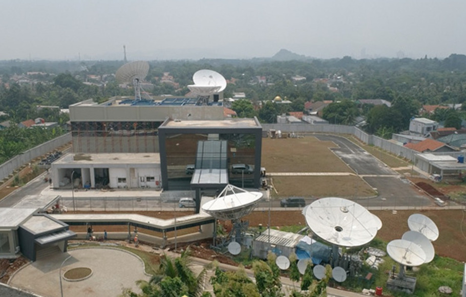 Area31 dirancang dan dibangun di atas lahan seluas 20.000 meter persegi, untuk dijadikan Datacenter dan Teleport Facilities atau lebih dikenal dengan istilah Purpose-Built Datacenter (PBDC).