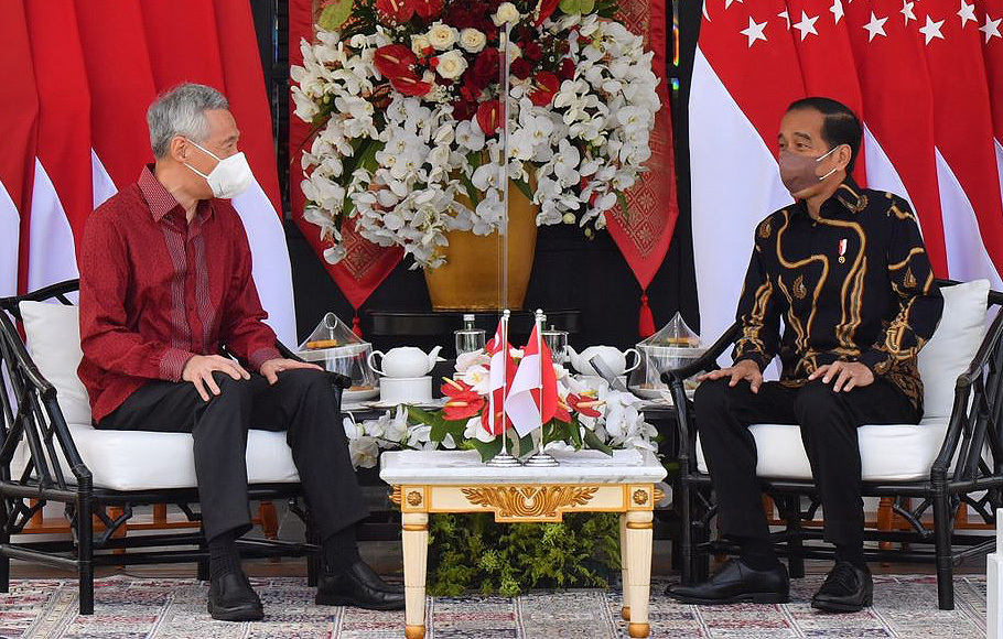 Presiden Joko Widodo mengadakan pertemuan Bilateral dengan PM Singapura Lee Hsien Loong di The Sanchaya Resort Bintan, Kepulauan Riau, Selasa, 25 Januari 2022.