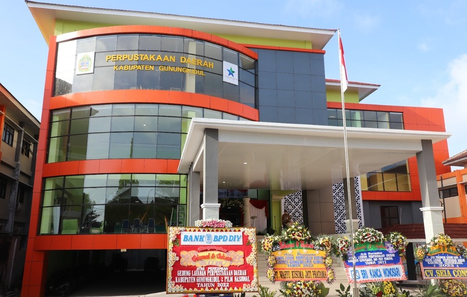 Gedung Perpustakaan Kabupaten Gunungkidul.