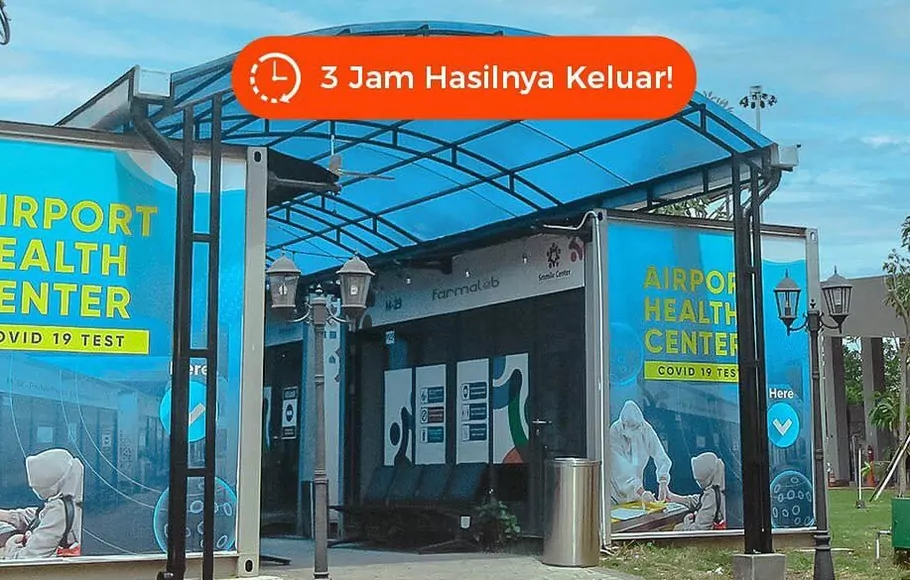 Gerai Layanan tes Covid-19 di Bandara Soekarno Hatta masih tetap beroperasi, meskipun [emerintah sudah meniadakan syarat tes swab PCR maupun tes antigen bagi pelaku perjalanan domestik yang berlaku mulai Selasa, 8 Maret 2020.