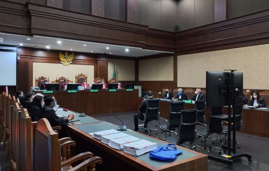 Sidang perdana perkara dugaan korupsi di PT Asabri dengan agenda pembacaan dakwaan terhadap Teddy Tjokrosaputro di Pengadilan Tipikor Jakarta, Selasa, 15 Maret 2022. 