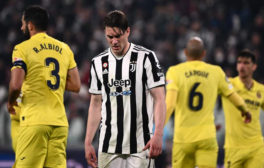 Ekspresi kekecewaan striker Juventus Dusan Vlahovic.