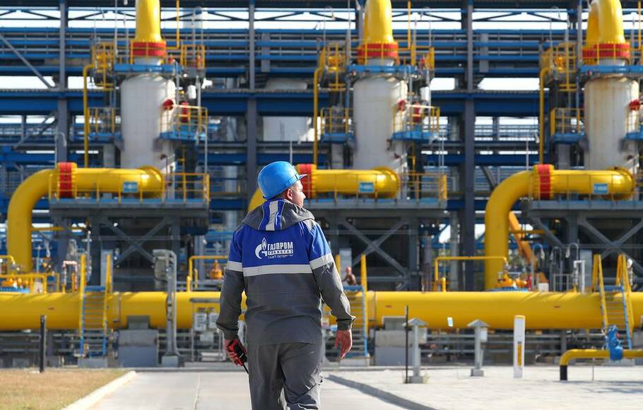 Perusahaan gas Rusia Gazprom menerapkan pembayaran tagihan dalam mata uang rubel untuk negara-negara yang dianggap tidak bersahabat. 