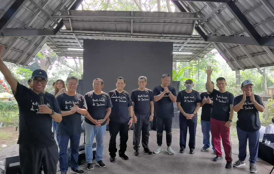 Para pejabat yang menangani angkutan mudik Idulfitri dan para pemimpin redaksi media massa di Allianz Eco Park, Ancol, Jumat 14 Mei 2022.