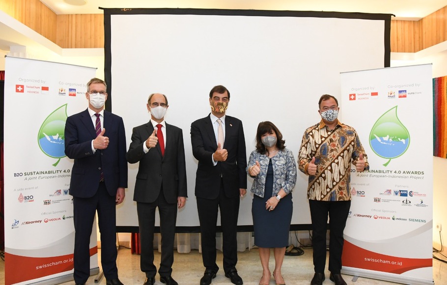 Konferensi pers B20 Sustainability 4.0 Awards yang diprakarsai SwissCham bersama Kadin Indonesia, Eurocham, Britcham, Ekonid, IBAI, IFCCI dan Universitas Trisakti, 17 Mei 2022. 