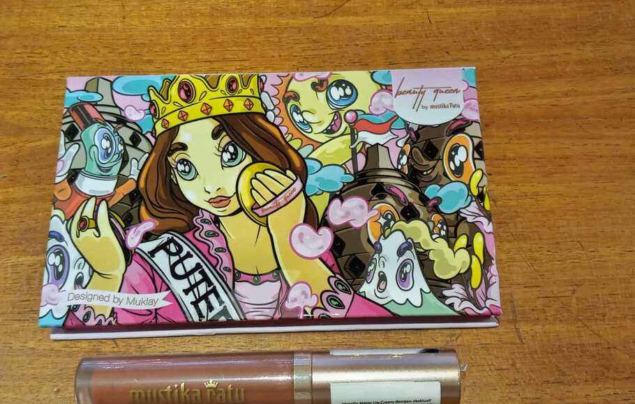 Kolaborasi Mustika Ratu dengan Makeup Artist Indonesia, Bubah Alfian meluncurkan Beauty Queen Borobudur Face Palette & Lip Cream.