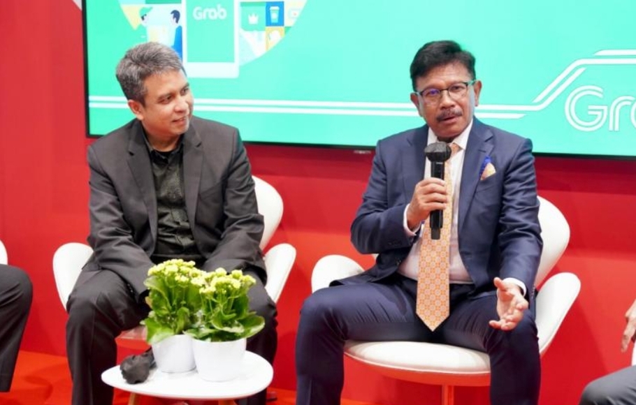 Menkominfo Johnny G Plate saat jadi pembicara di acara diskusi Indonesia Pavilion: The Role of Technology to Drive Economic Recovery, di Davos, Swiss, Selasa, 24 Mei 2022.