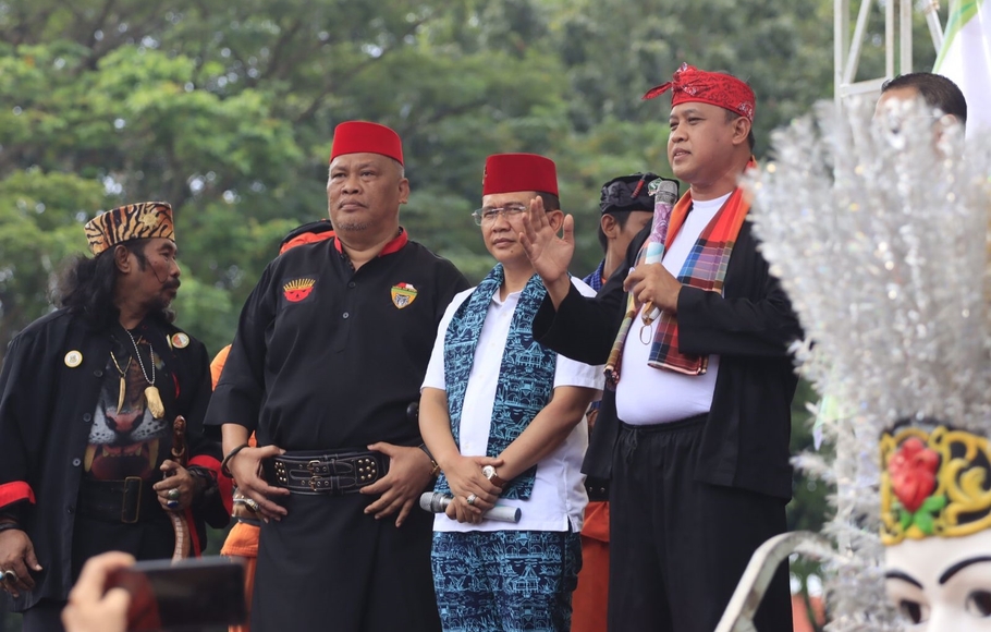Forum Budayawan Betawi Kota Bekasi menggelar Lebaran Bekasi di Alun-alun M Hasibuan, Bekasi Selatan pada Sabtu 11 Juni 2022.