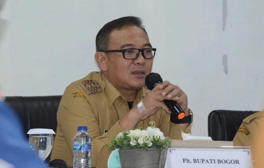 Plt Bupati Bogor Iwan Setiawan dalam kegiatan Rembuk Stunting di Ruang Serbaguna I Sekretariat Daerah (Setda) Kabupaten Bogor, Selasa 21 Juni 2022.