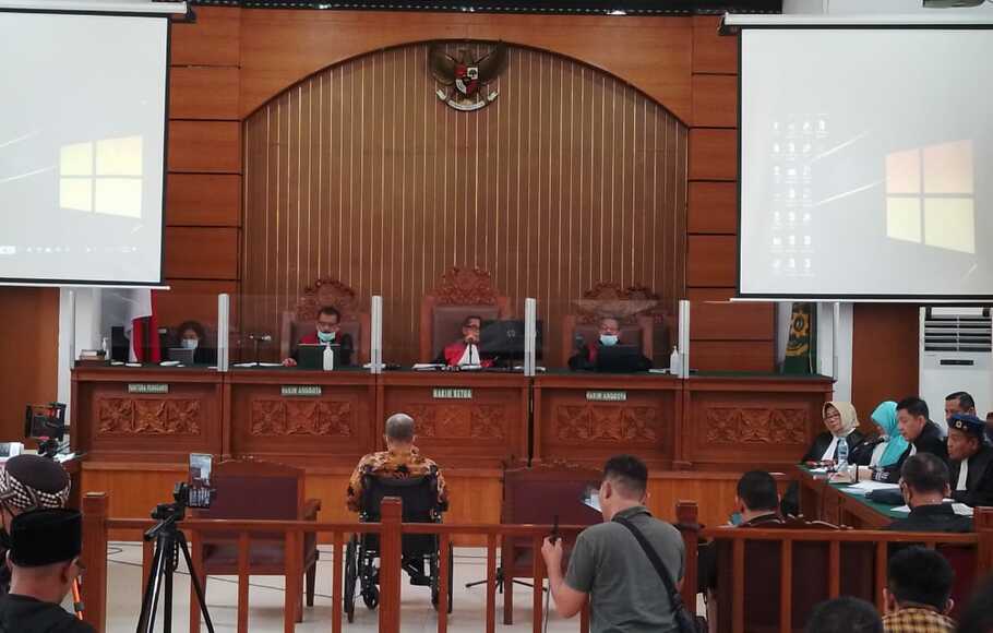M Kace hadir selaku saksi dalam sidang kasus dugaan kekerasan atas terdakwa Irjen Napoleon Bonaparte di ruang utama Pengadilan Negeri Jakarta Selatan, Kamis, 23 Juni 2022.