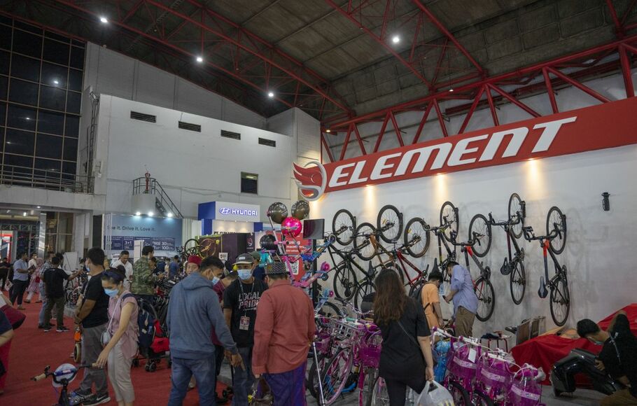Stand Element Bike di Pekan Raya Jakarta 2022.