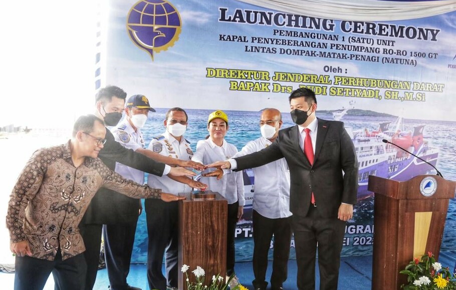 Peresmian kapal penyebarangan KMP Bahtera Nusantara 03 dilakukan di Galangan PT Karimun Anugrah Sejati (KAS), Batam, Rabu 18 Mei 2022.