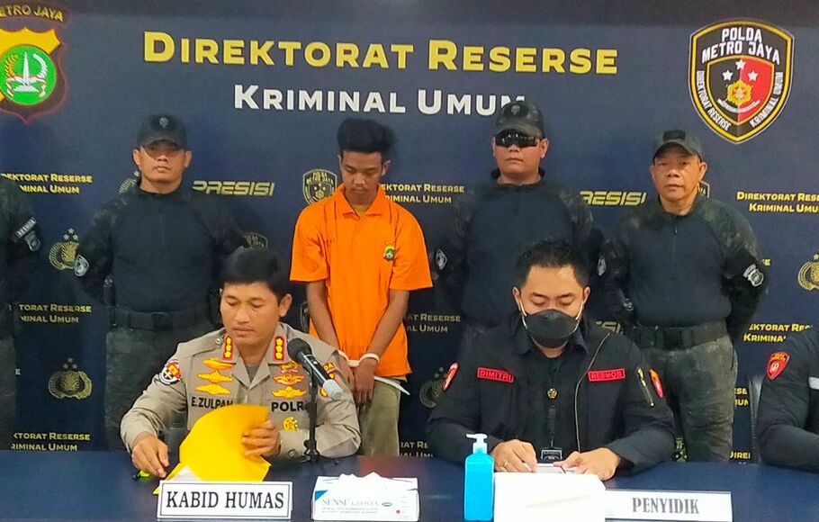 Polda Metro Jaya, Kamis (30/6/2022), menggelar konferensi pers terkait pria yang jasadnya ditemukan di dalam karung di Kali Pesanggrahan, Jakarta Selatan.