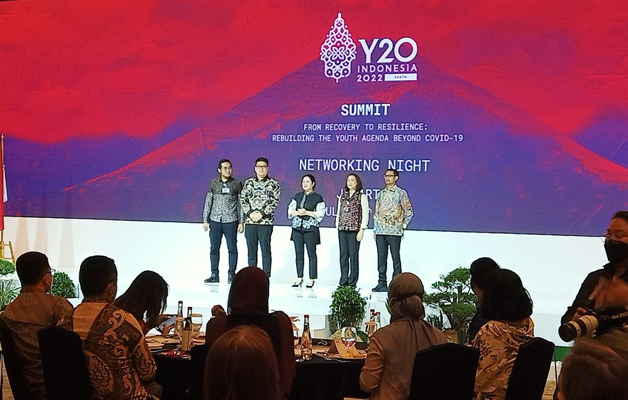Ketua DPR Puan Maharani di acara networking night Y-20 Indonesia 2022 di Hotel Shangri-La, Jakarta, Minggu, 17 Juli 2022.