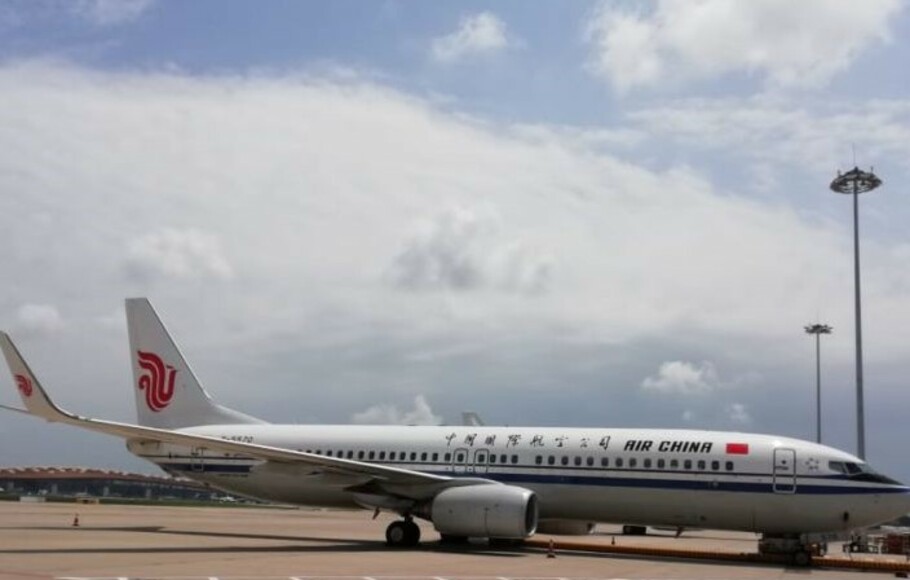 Pesawat Air China di landasan parkir Bandar Udara Internasional Ibu Kota Beijing (BCIA), pada 10 Juli 2022.