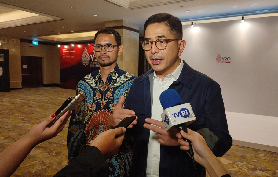 Ketua Kadin Arsjad Rasjid ditemui usai menjadi pembicara pada Talkshow Planet yang Berkelanjutan dan Layak Huni dalam Y-20 Summit di Hotel Shangri La Jakarta, Selasa (19/7/2022).