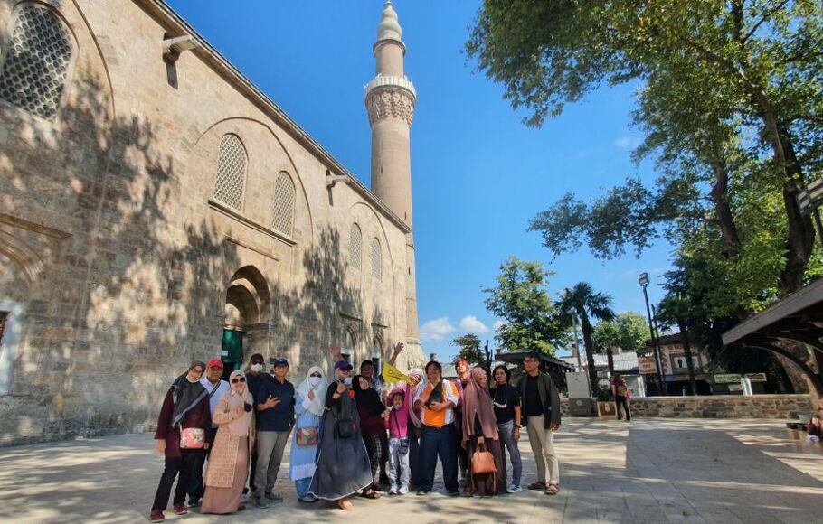 Cheria Holiday meluncurkan program Unique Selling Point bagi wisatawan yang ingin mengunjungi negara Uni Emirat Arab (UEA) dan Turki sekaligus dalam program wisata halal.