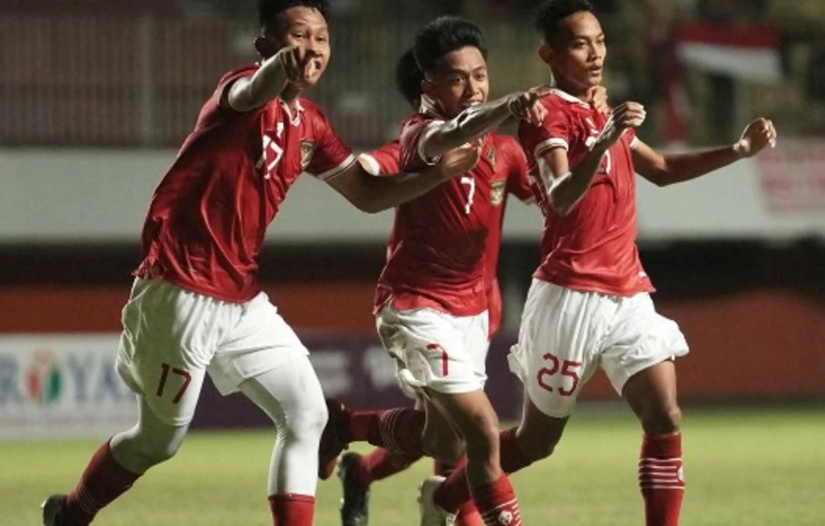 Selebrasi pemain Timnas U-16 Indonesia.