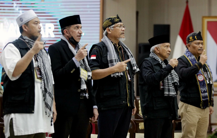 Partai Ummat saat mendaftar sebagai partai politik calon peserta Pemilu 2024 di Kantor KPU, Jakarta, Jumat, 12 Agustus 2022.