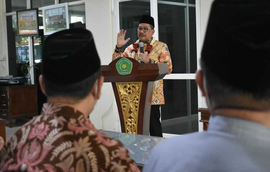 Wakil Menteri Agama (Wamenag) Zainut Tauhid Sa’adi saat memberikan pengarahan dan pembinaan ASN Kemenag di Kabupaten Sidoarjo, Jawa Timur, Sabtu, 13 Agustus 2022.