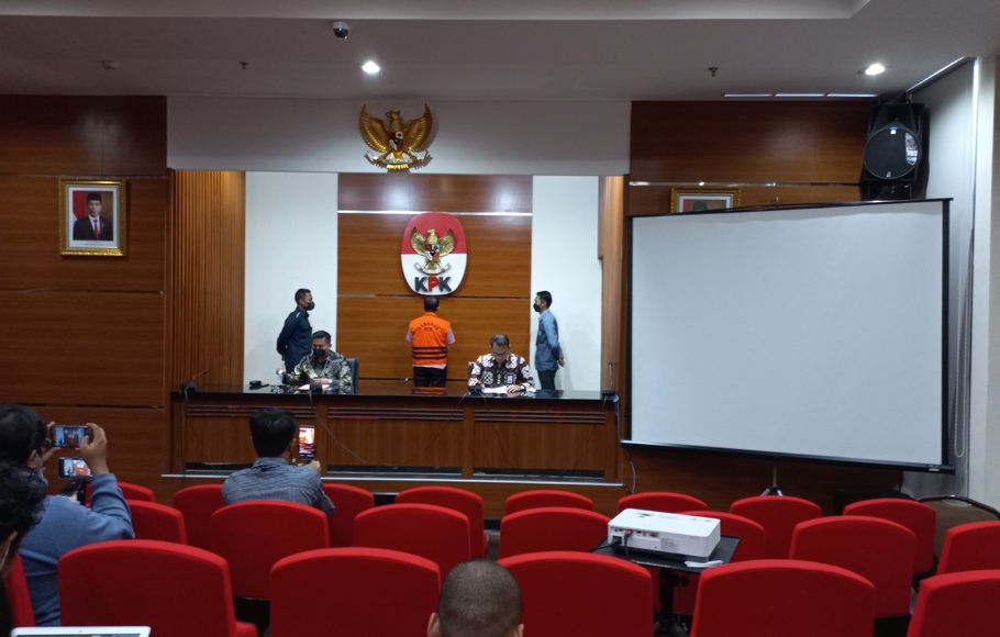 Konferensi pers penahanan eks Wali Kota Cimahi, Ajay Muhammad Priatna di Gedung Merah Putih KPK, Jakarta, Kamis 18 Agustus 2022