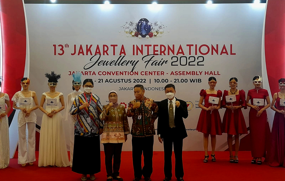 Pameran Jakarta International Jewellery Fair 2022.