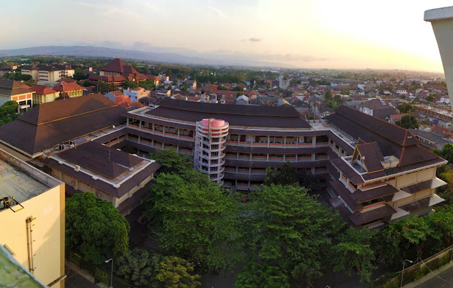 Universitas Atma Jaya Yogyakarta.