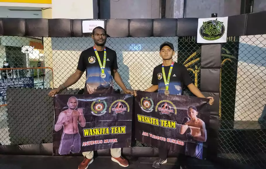 Waskita Team Pusat Intelijen Angkatan Darat (Pusintelad) DKI Jakarta sukses meraih tiga medali emas di Kejuaraan Nasional (Kejurnas) Mixed Martial Art (MMA) atau tarung bebas memperebutkan Piala Wali Kota Solo 2022.